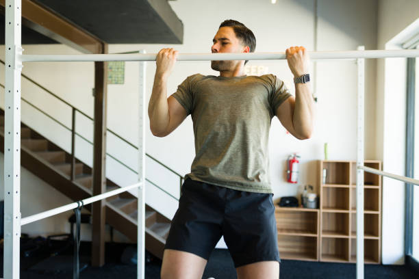 CrossFit athlete pull-up